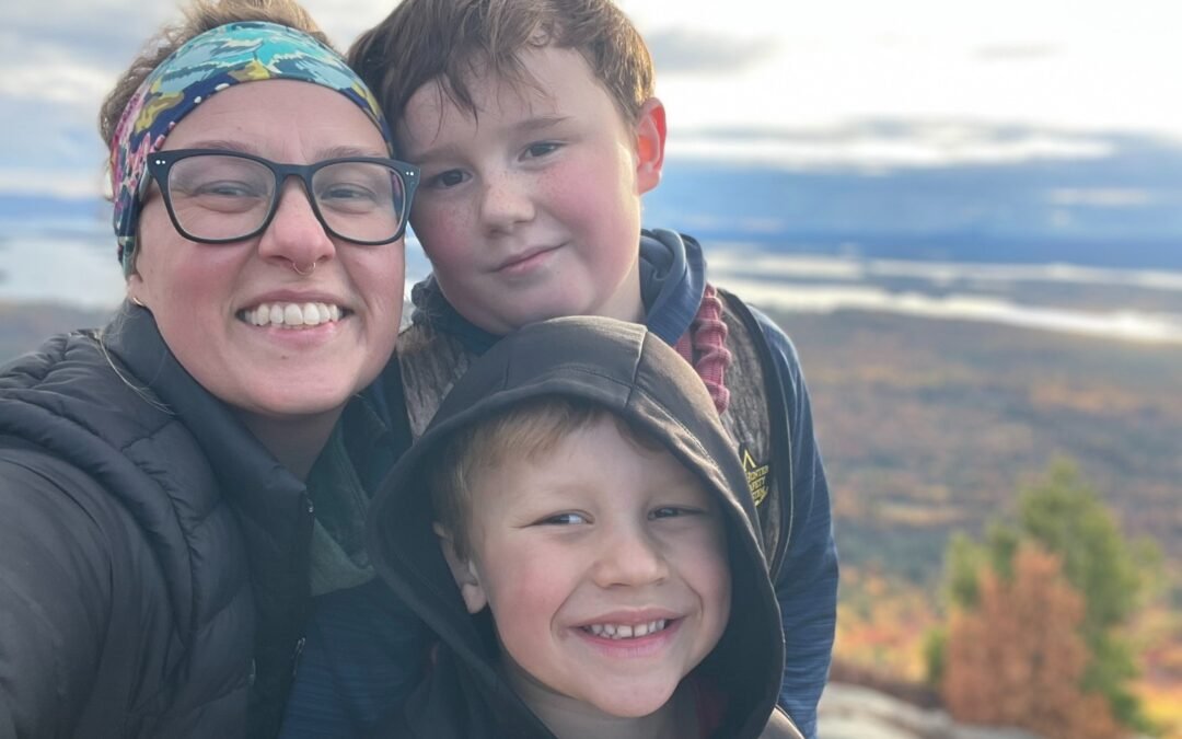 Mara Michno and kids